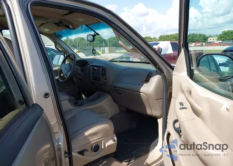 2002 Ford Expedition Xlt z USA, uszkodzony, nr VIN 1FMRU15WX2LA22230